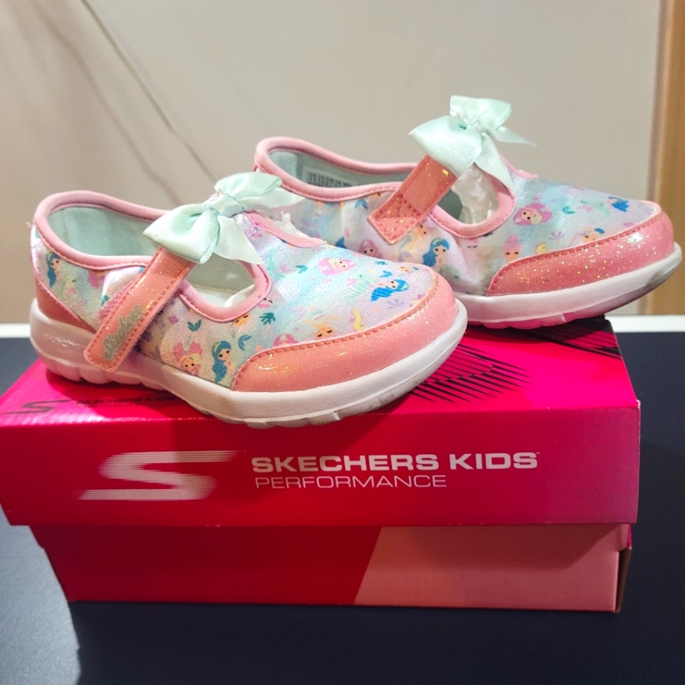 Toddler Girls Skechers Bitty Bow Sneakers Size 11 children's
